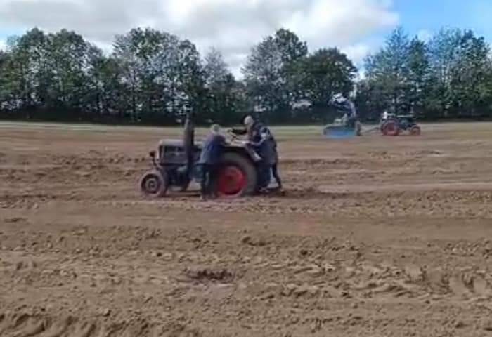 Exposition tracteurs