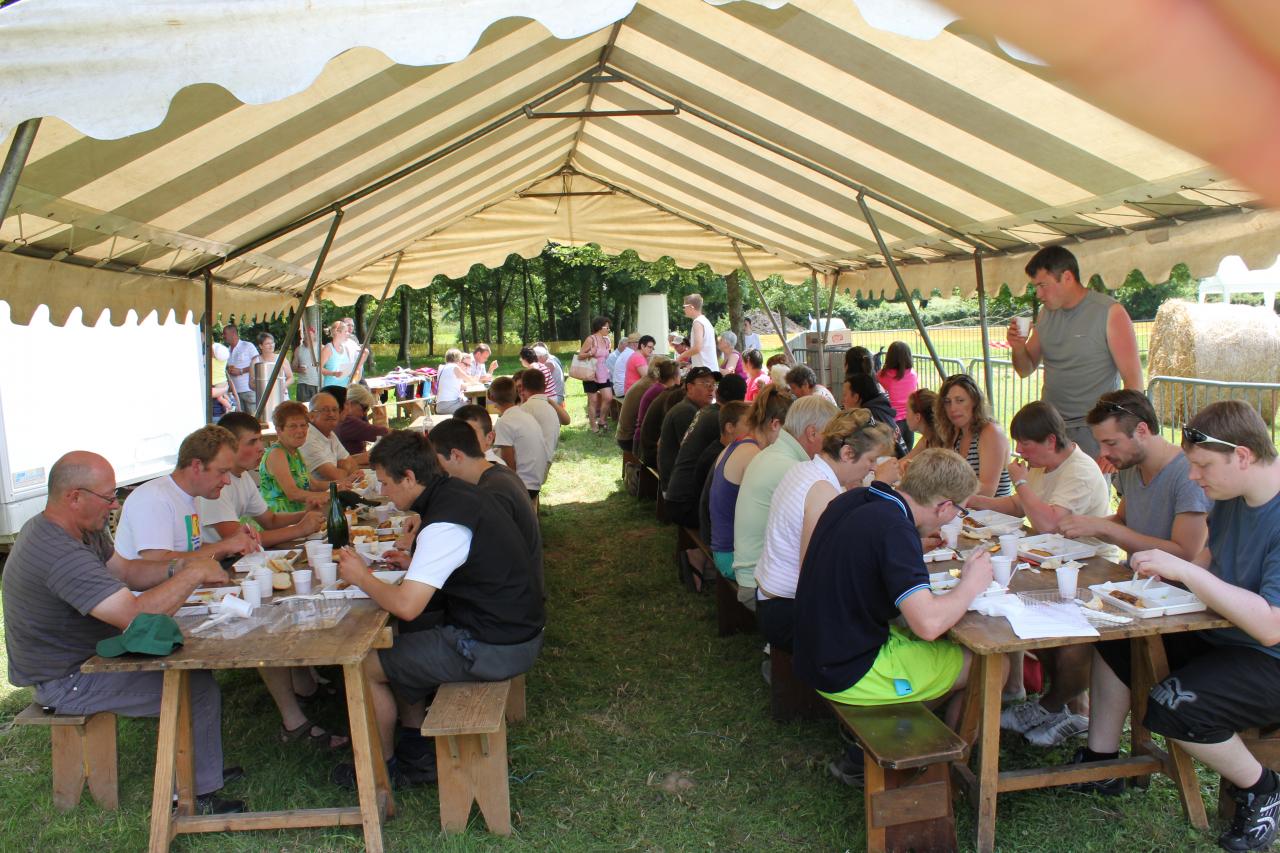 La mise en forme avant les jeux intervillages 2014