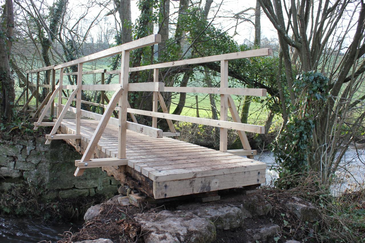 Passerelle sur la Béthune - Chemin de st-Jouarre